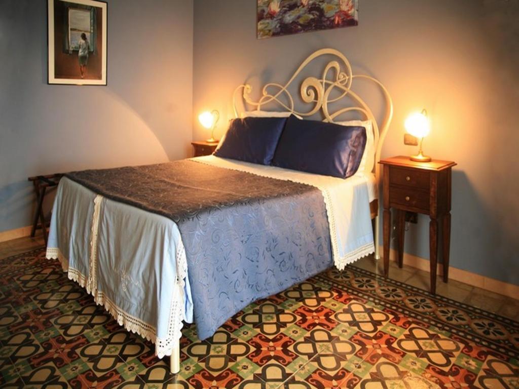 Bed And Breakfast Sotto Le Stelle 칼타벨로타 객실 사진