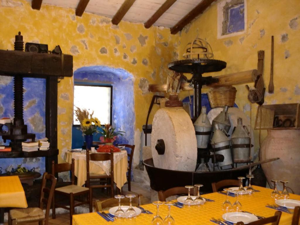 Bed And Breakfast Sotto Le Stelle 칼타벨로타 외부 사진